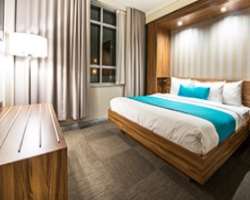 It also features private rooms if you want some personal time at the poolside.